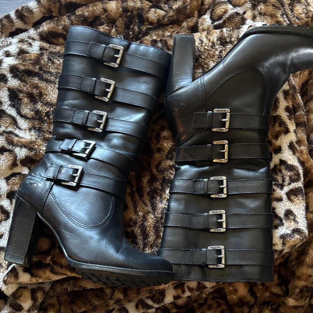 Harley-Davidson Black Buckled Heeled Boots